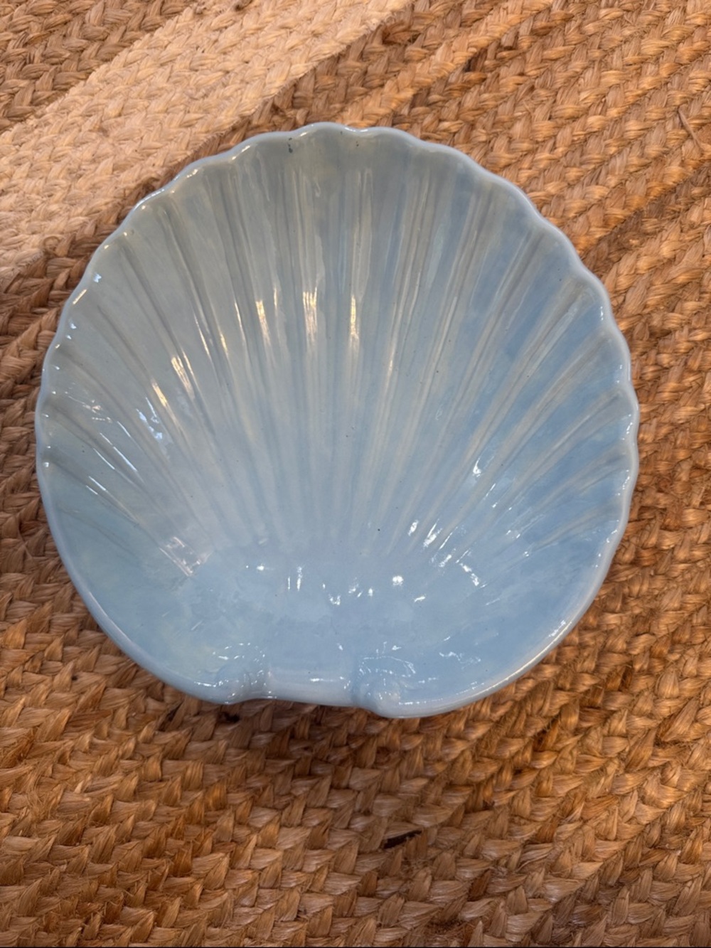 Light Blue Ceramic Shell Bowl